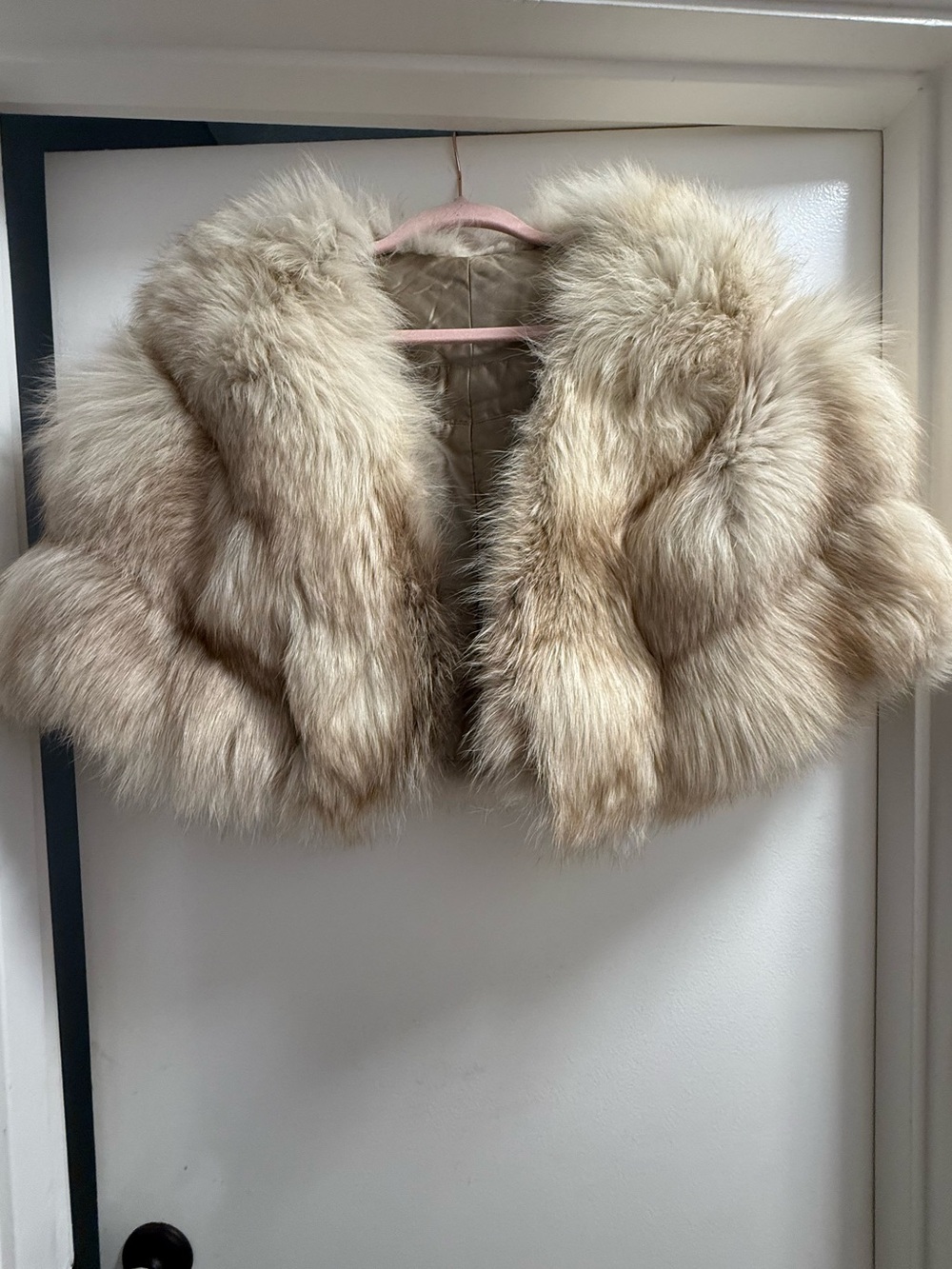 Vintage Natural Fox Fur Stole Shrug